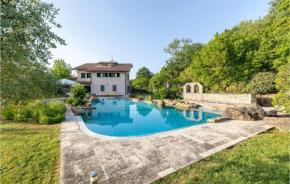 Nice home in Umbertide with Outdoor swimming pool and 6 Bedrooms